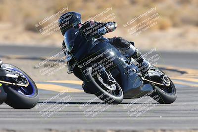 media/Jan-10-2025-CVMA Friday Practice (Fri) [[489e0da257]]/Group 4 and Trackday/Session 4 (Turn 16)/